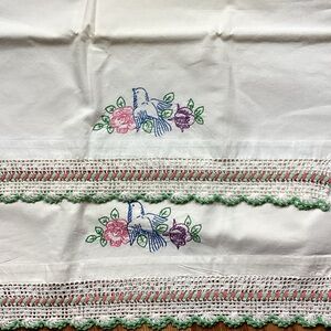 Elegant Embroidered Pillowcase with Floral and Bird Design